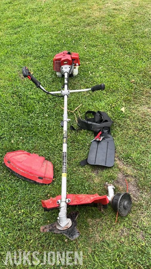 Meec Tools bensindrevet ryddesag / gresstrimmer med tilbehør